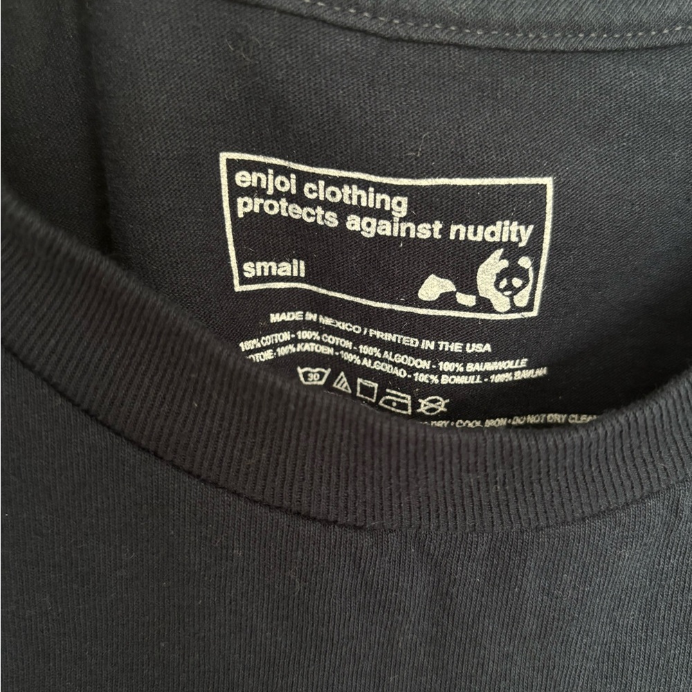 Enjoi Navy T-shirt with Small Panda Logo Tag skate graphic tee streetwear - Picture 6 of 8